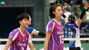 教练团队的 教练团队的